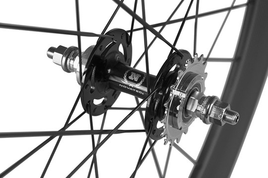 Carbon fiber wheelset factory direct sale with three-year warranty