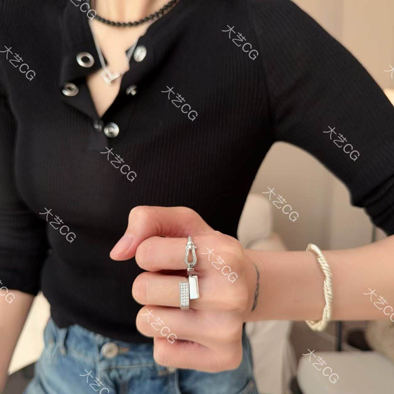Sterling silver ring, versatile and high-end, 925 silver ring, thin ring opening, adjustable commuting accessory