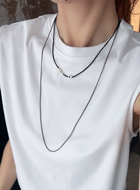 超细黑珠项链百搭心形通勤小众小米珠链叠戴个性黑choker