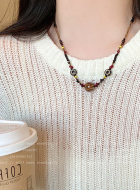 费尔岛风情~新中式咖色串珠项链女款小众复古锁骨链2025新款配饰