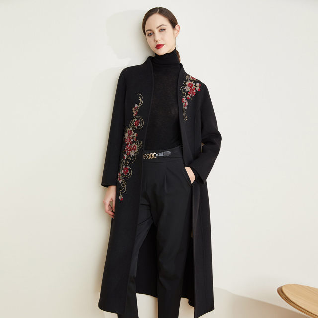 斯尔丽瑟俪2021秋冬新款大气立领收腰大摆烫钻舒适羊毛长款大衣