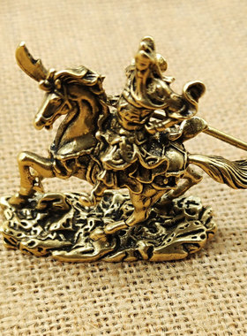 复古典藏国风艺术黄铜摆件古法手工匠作骑马关公武财神办公室茶几