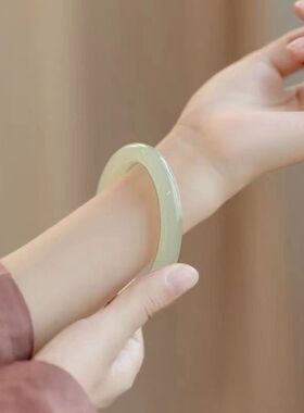 水色青白玉镯玉手镯女冰透古风