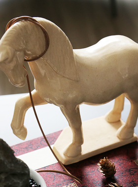 新中式陶瓷马永生苔藓样板间摆件