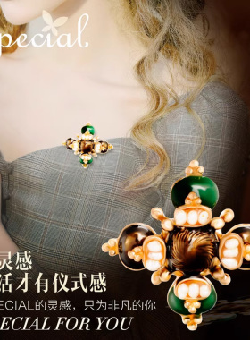 SPECIAL复古防走光胸针扣女