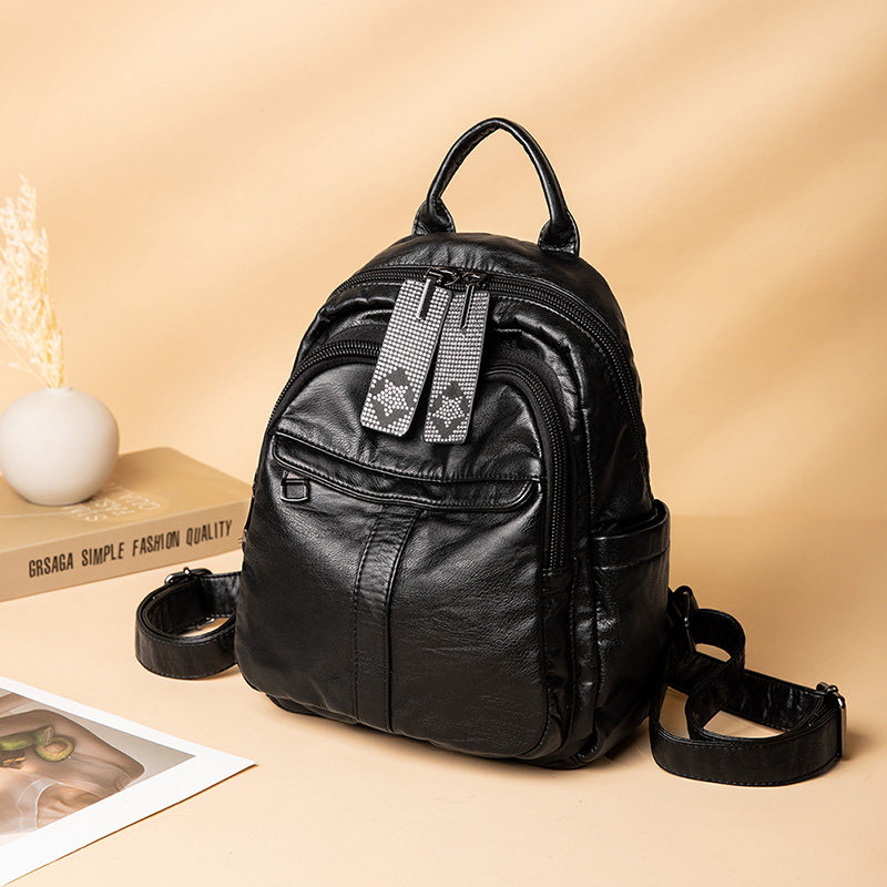 多袋真皮女2021年新款百搭双肩包 欧比时双肩背包