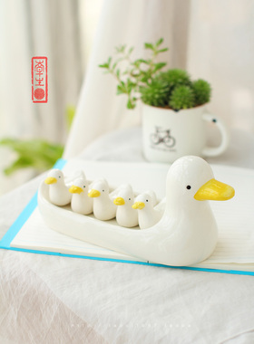 可爱小鸭子创意陶瓷筷子架
