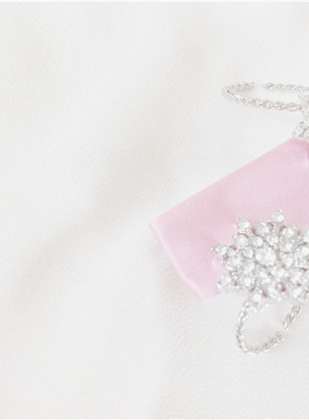 可调节镶钻时尚风戒指