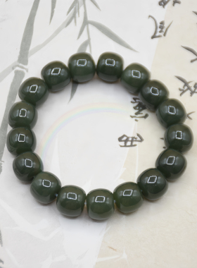 天然新疆料和田玉且末蓝手串