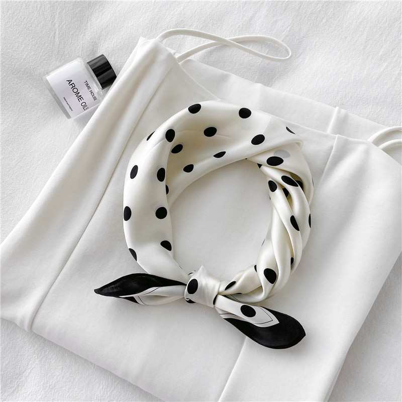 100%桑蚕丝真丝围巾女夏季百搭装饰波点方巾春秋薄款领巾护颈送礼,淘宝优惠券,粉丝福利购,淘宝优惠卷