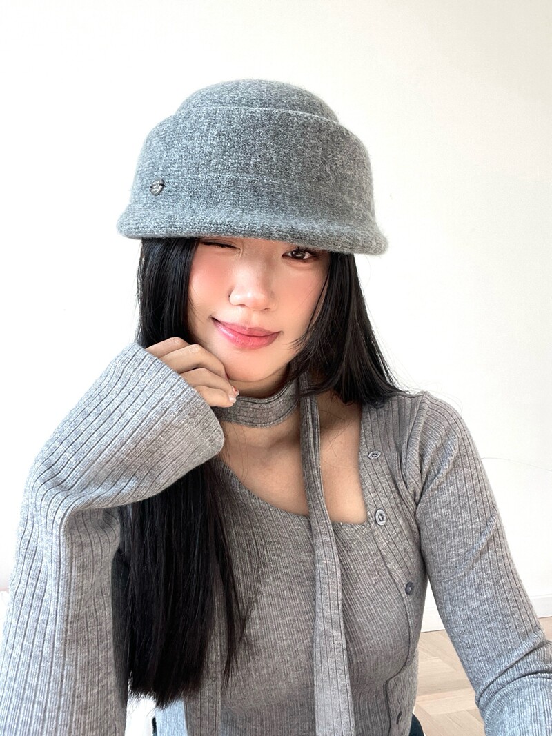 早春百搭氛围感针织马术帽女英伦复古小礼帽显脸小时尚百搭鸭舌帽