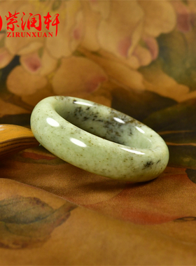 和田玉黄玉肥厚款籽料手镯