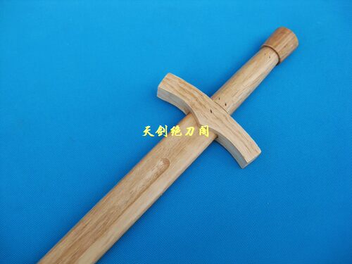 手工剑西洋剑单手训练剑COS道具实木制品未开刃 表演练习木剑 - 图1