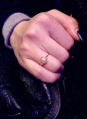 粉色手工定制天然珍珠戒指灯泡