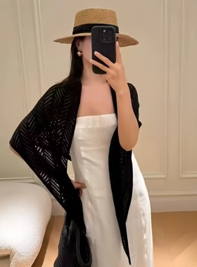 极简百搭针织镂空天丝三角披肩