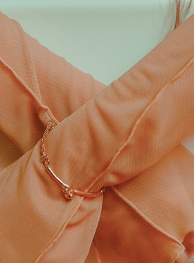 ZVT个性简约眼镜蛇链手镯金色手饰女ins感个性设计女士手链