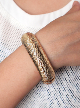 欧美风百搭金属夸张气质女人手镯