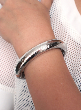 热销时尚百搭经典款合金女性手镯