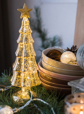 掬涵玻璃圣诞树装饰摆件闪亮灯饰小夜灯浪漫节日气氛派对礼品橱窗