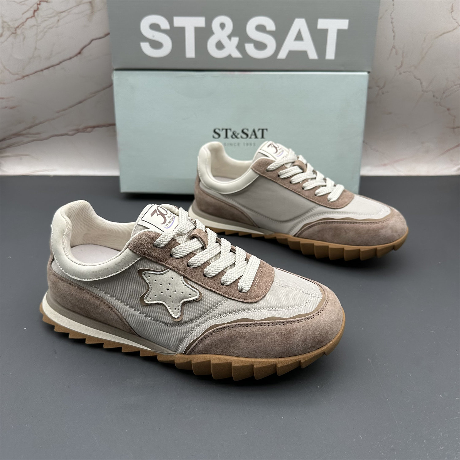 36码ST&SAT星期六撤柜断码真皮女鞋防滑平底系带圆头拼色优雅单鞋,淘宝优惠券,粉丝福利购,淘宝优惠卷