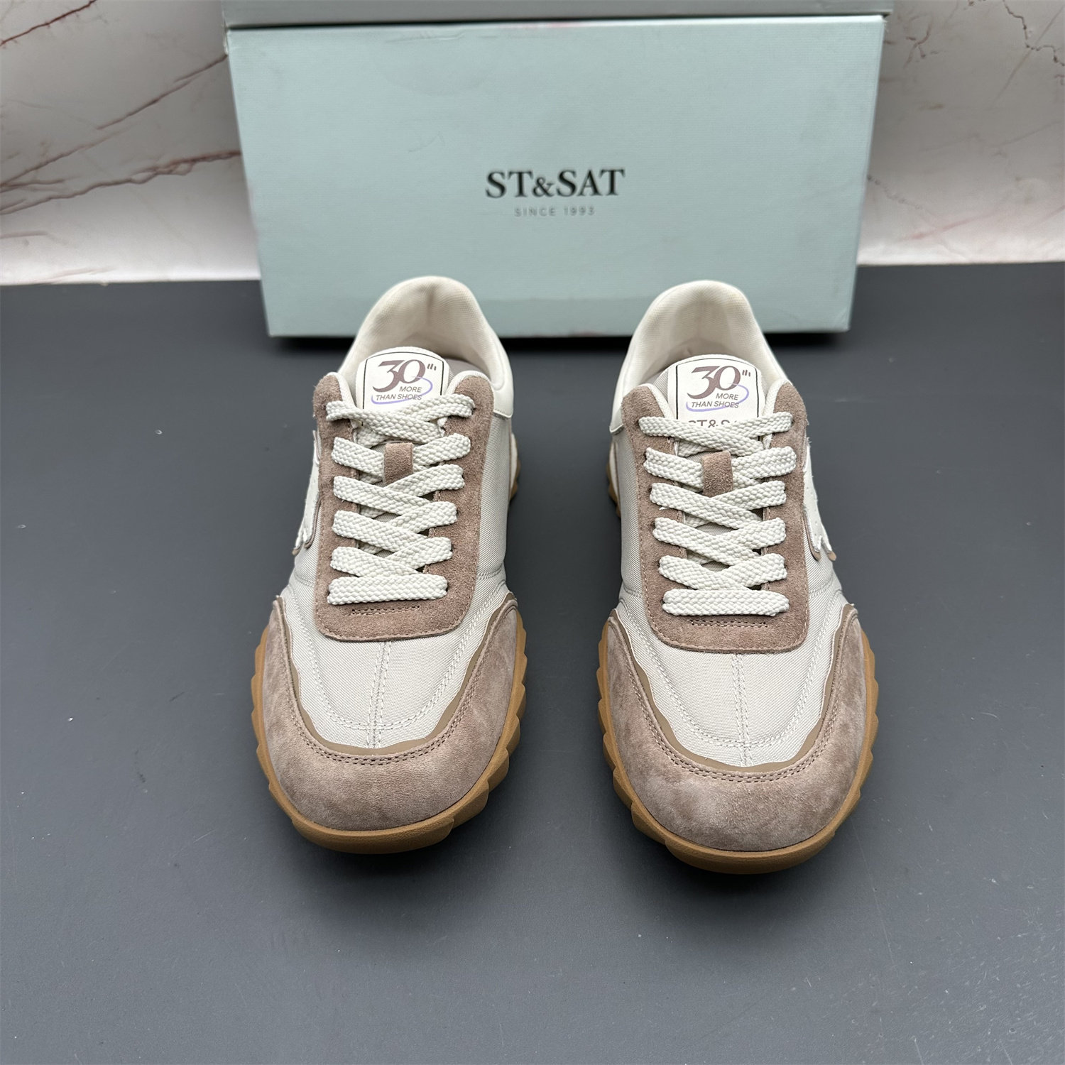 36码ST&SAT星期六撤柜断码真皮女鞋防滑平底系带圆头拼色优雅单鞋,淘宝优惠券,粉丝福利购,淘宝优惠卷