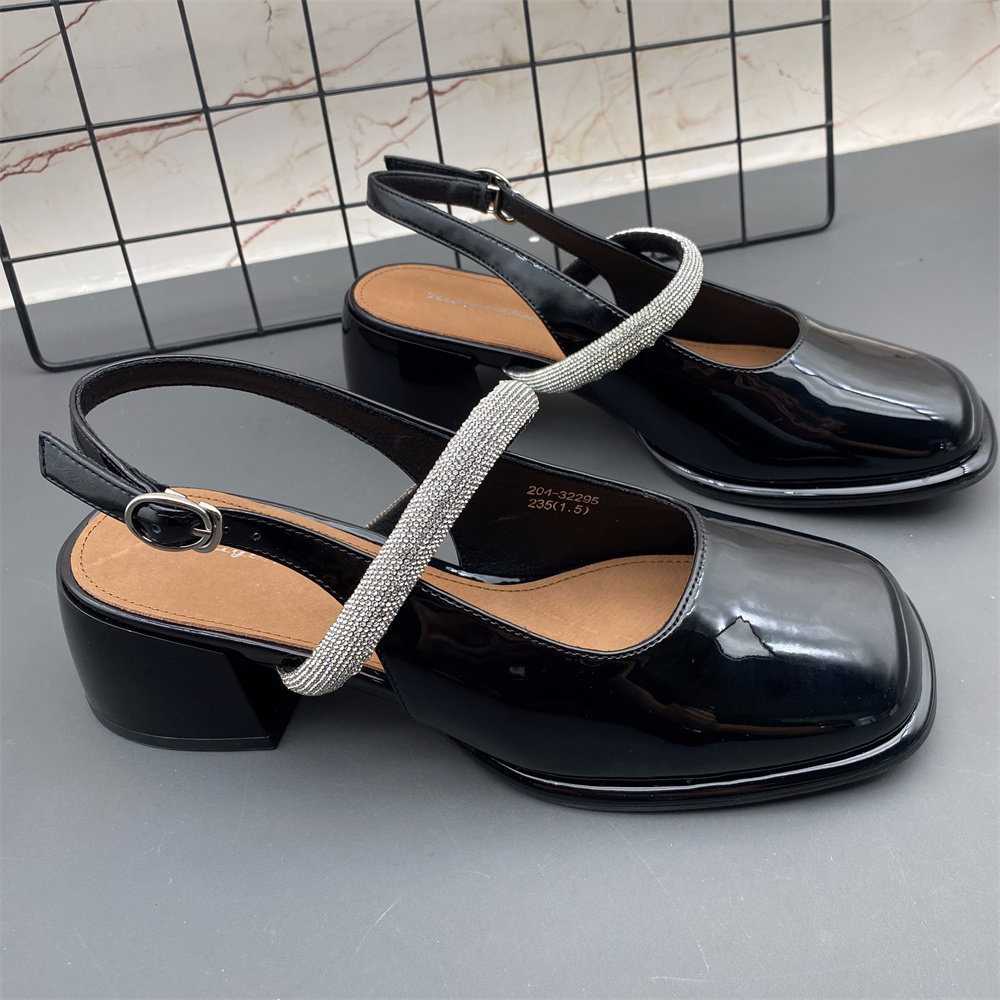 品牌断码撤柜漆皮女鞋新款圆头浅口平跟防滑水钻扣带浅口后空凉鞋,淘宝优惠券,粉丝福利购,淘宝优惠卷