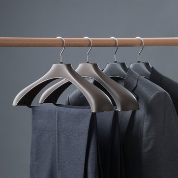 Camellia clothes drying rack suit wide shoulder home bedroom suit coat hanger clothes hanger clothes for men