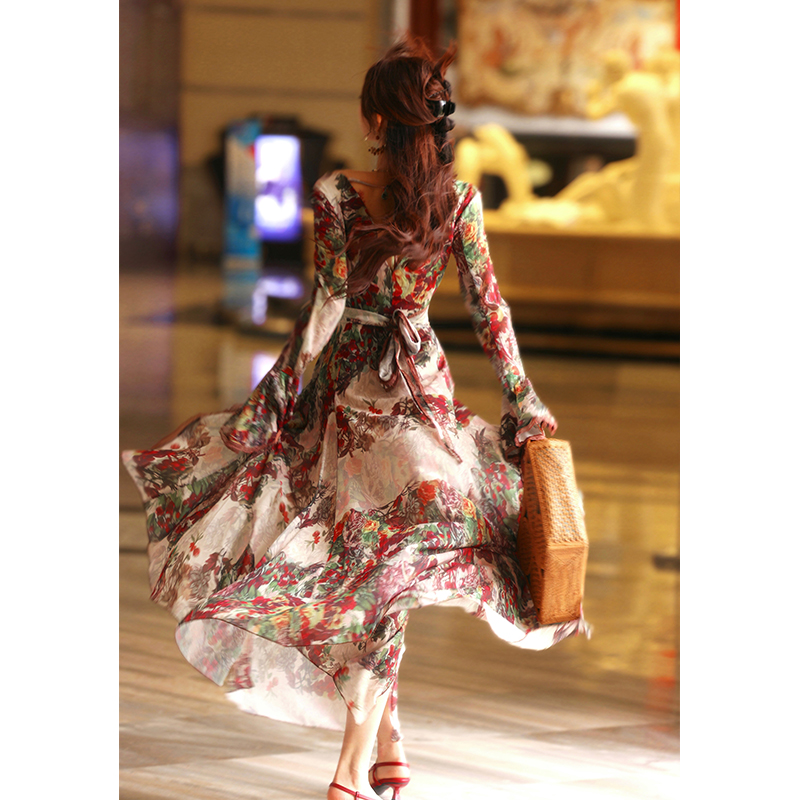 AZure重工蕾丝拼接绑带连衣裙法式复古修身长裙印花V领气质长袖裙