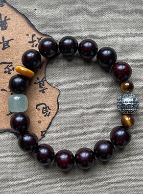 小叶紫檀虎眼石转运珠手串