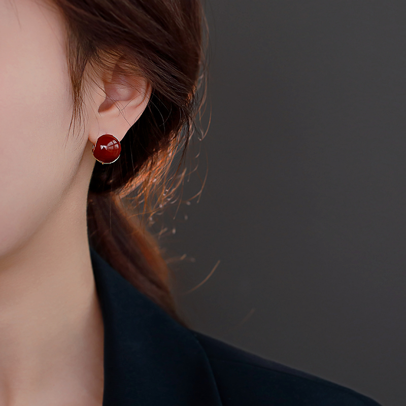 奥特莱斯相思红豆耳环女2022年新款耳扣高级感耳饰设计感耳夹耳钉