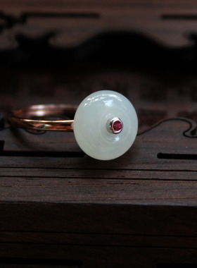 简约一朵时光平安扣和田玉戒指