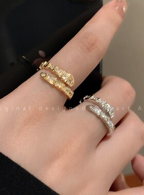 高级感闪钻蛇形戒指女小众