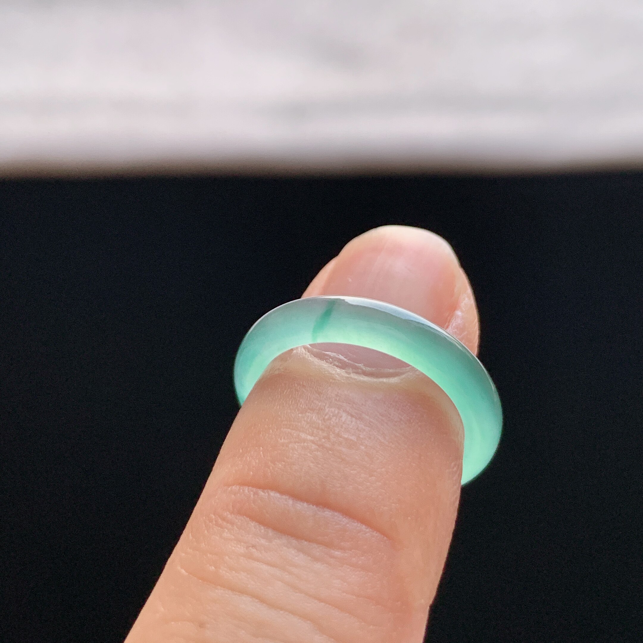 Natural A-grade ice jade ice floating flower plain ring