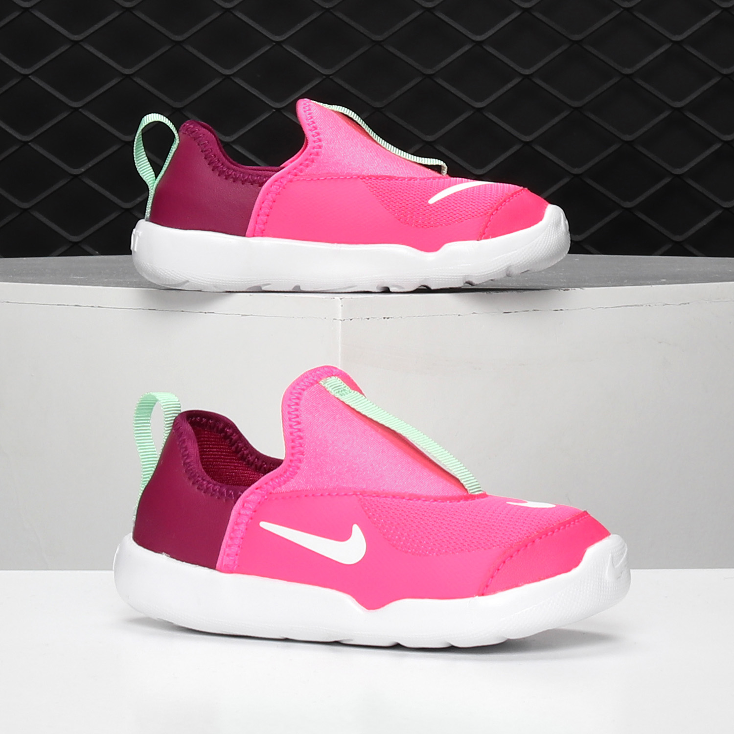 Nike/耐克正品女童2019春秋新款运动耐磨透气运动鞋童鞋 AQ3114-图2