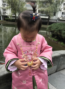 项圈元宵灯会小戏骨红楼梦宝钗