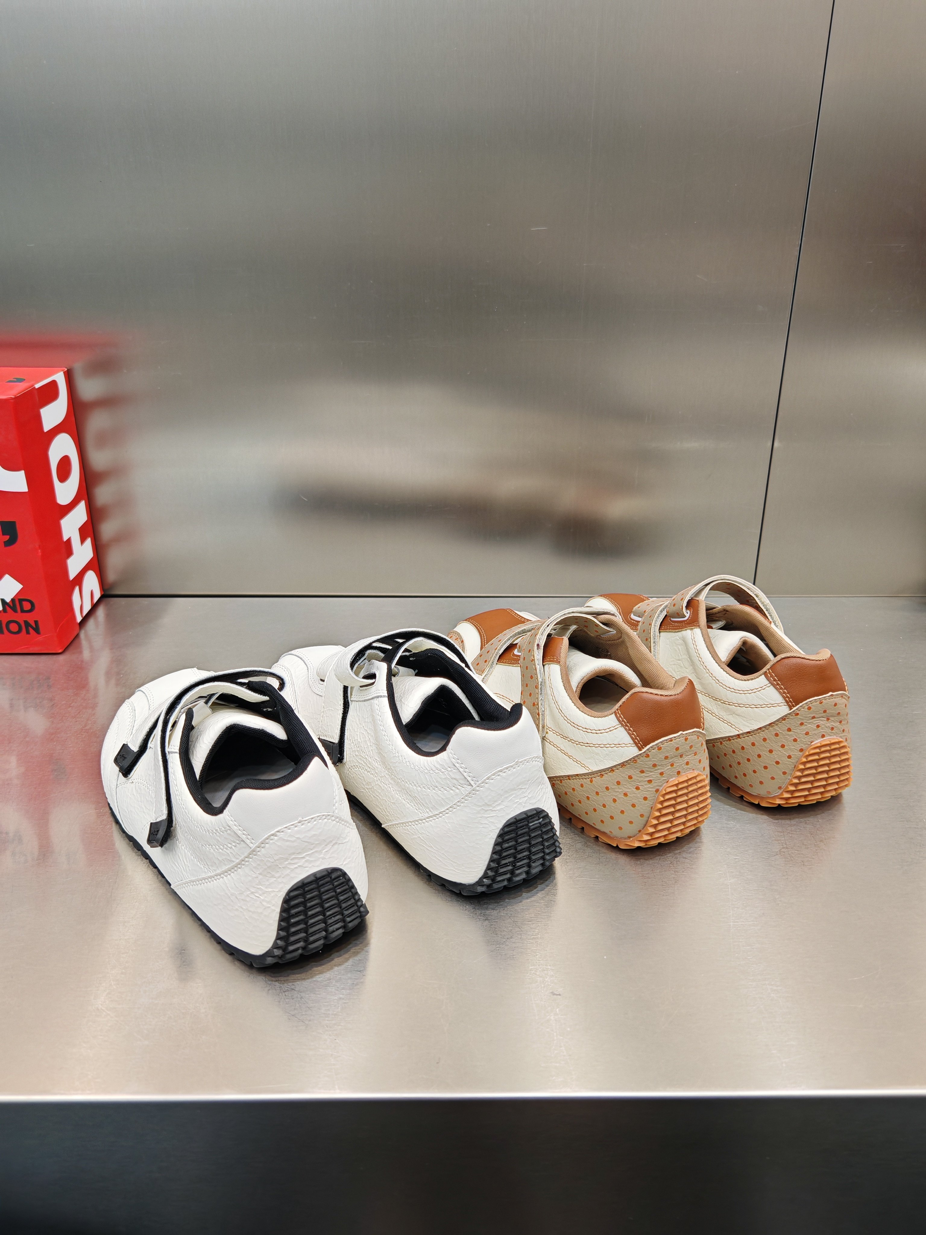 2026新款欧货磨砂皮休闲鞋平底时尚百搭系带单鞋洋气耐穿女潮鞋,淘宝优惠券,粉丝福利购,淘宝优惠卷