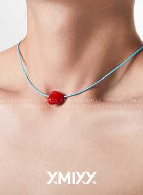 气质撞色短款爱心吊坠亚克力