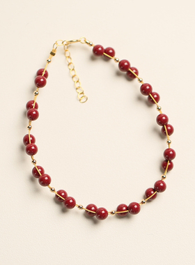 一年红到头朱砂附腕间