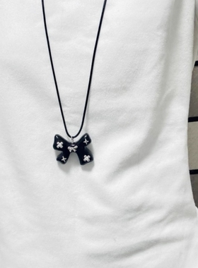 小众设计感黑绳长款木头毛衣链ins极简风木质蝴蝶结多元素项链女