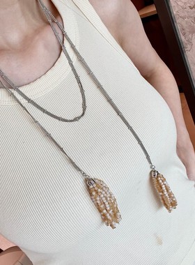 米黄色贝母水晶串珠流苏吊坠项链小众设计高级感长款毛衣链配饰女