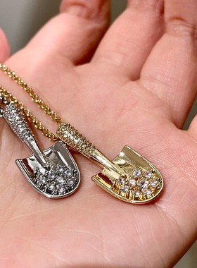 独特金银色锆石闪钻小铲子长款项链女毛衣链轻奢小众高级感锁骨链