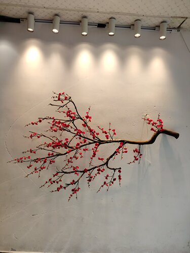 仿真梅花树干树枝装饰墙面壁挂落地吊顶店铺活动摄影场景枯树摆件 - 图1