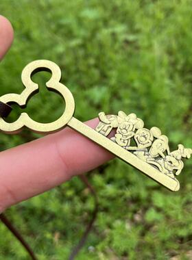 欧美创意个性米老鼠钥匙项链学生可爱动漫影视吊坠现货