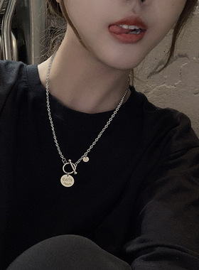 夏天配t恤的项链女学生党轻奢小众夏季女生甜酷辣妹风钛钢毛衣链