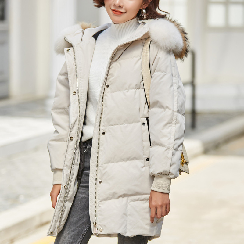  名人瑞裳羽绒服