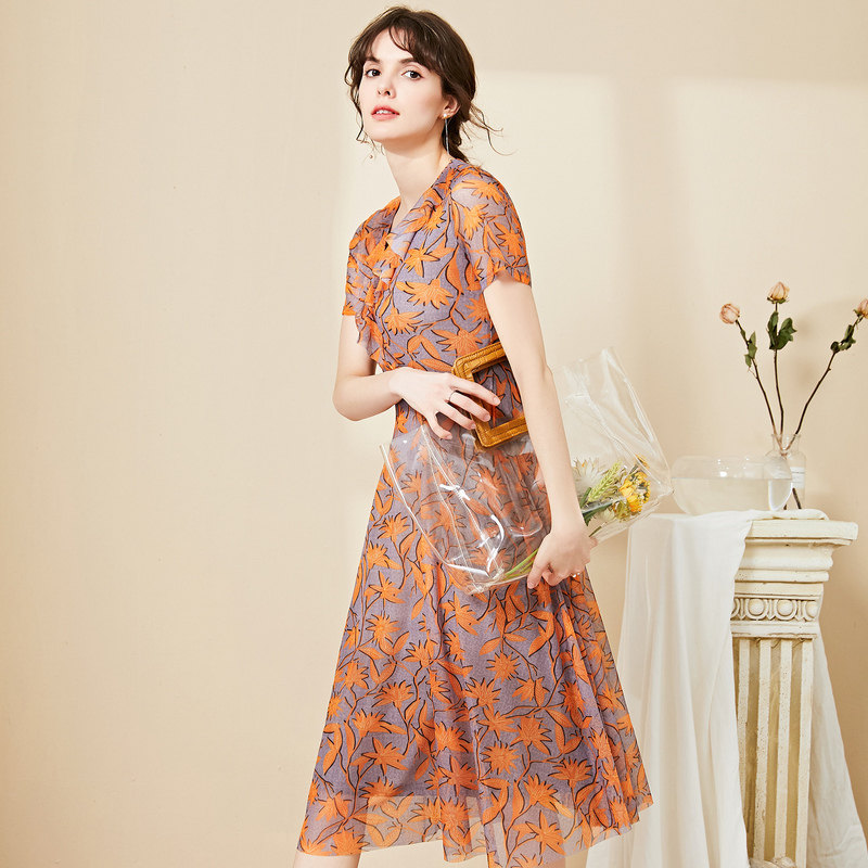 名人瑞裳连衣裙2020新款碎花裙子 名人瑞裳连衣裙