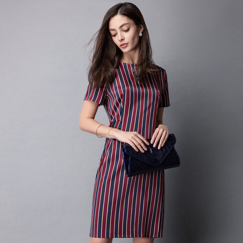 名人瑞裳2017夏装新款修身连衣裙 名人瑞裳连衣裙