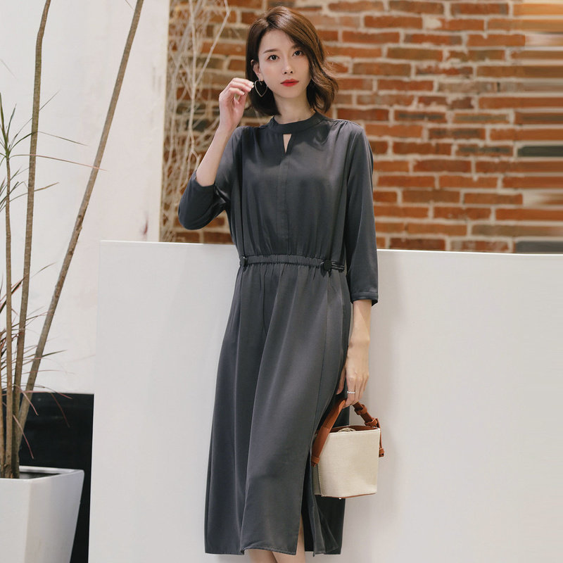 名人瑞裳2018秋新款女中长款连衣裙 名人瑞裳连衣裙