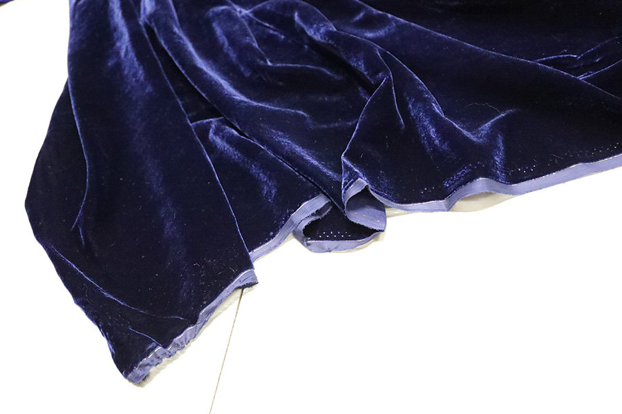 高档桑蚕丝真丝绒多色天鹅绒布料丝绸布料真丝丝绒服装面料_虎窝淘