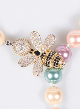 跨境渐变蜜蜂贝壳珍珠毛衣链秋冬时尚百搭项链日常通勤珠宝首饰女